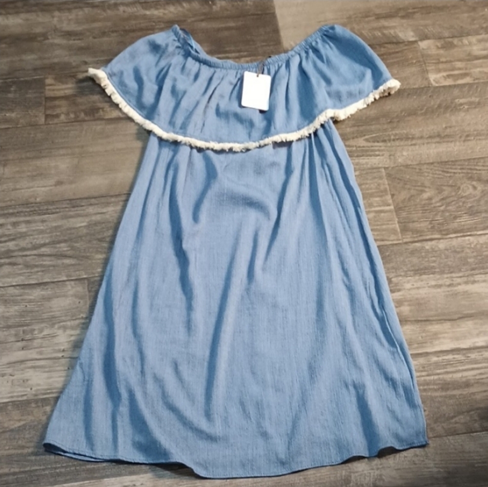 Women's Off-the-Shoulder Midi Dress.
